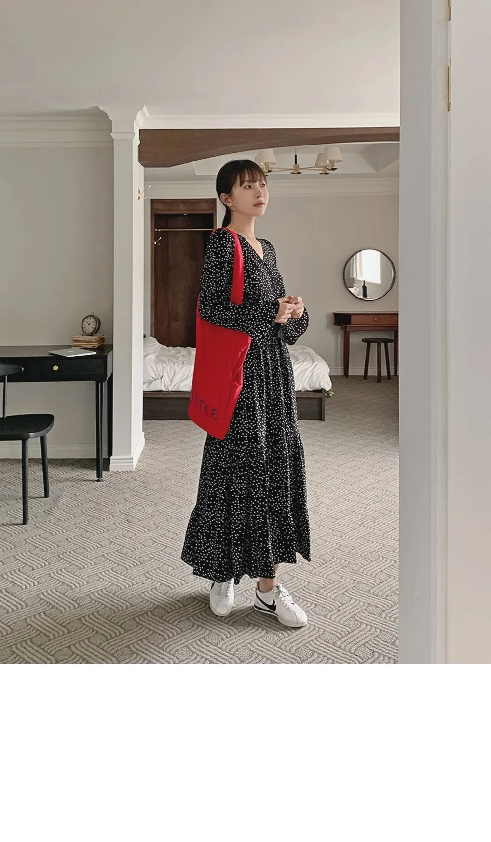 레블린_긴팔 도트롱원피스