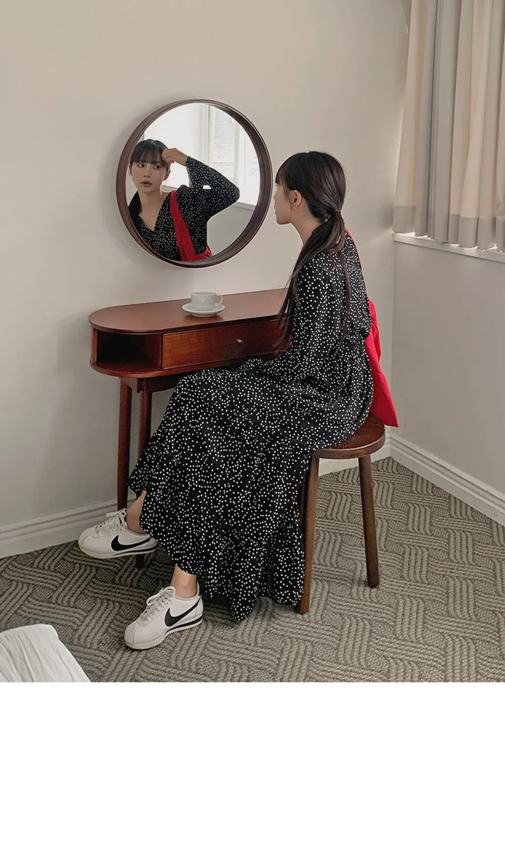 레블린_긴팔 도트롱원피스