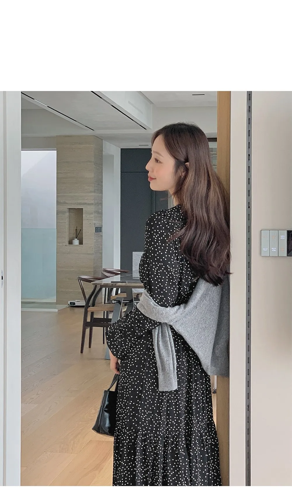 레블린_긴팔 도트롱원피스