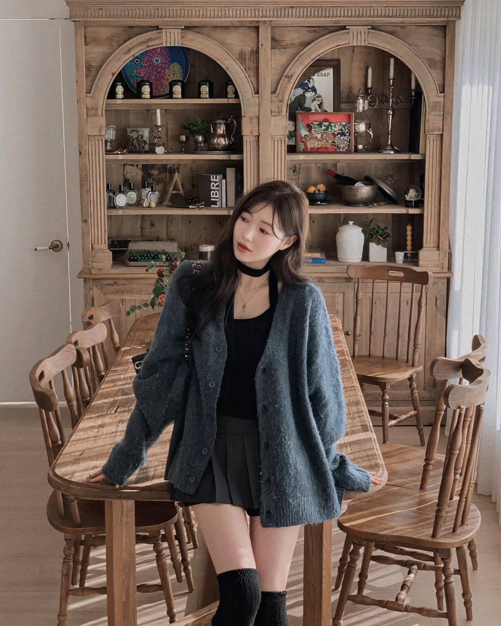 반바지 모델 착용 이미지-S2L33