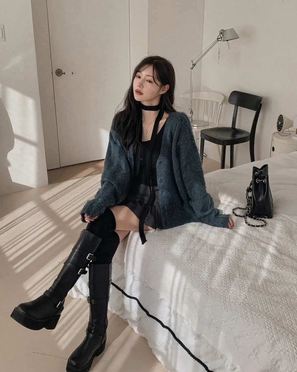 반바지 모델 착용 이미지-S2L44