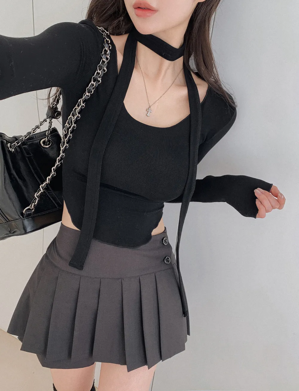 반바지 모델 착용 이미지-S2L15