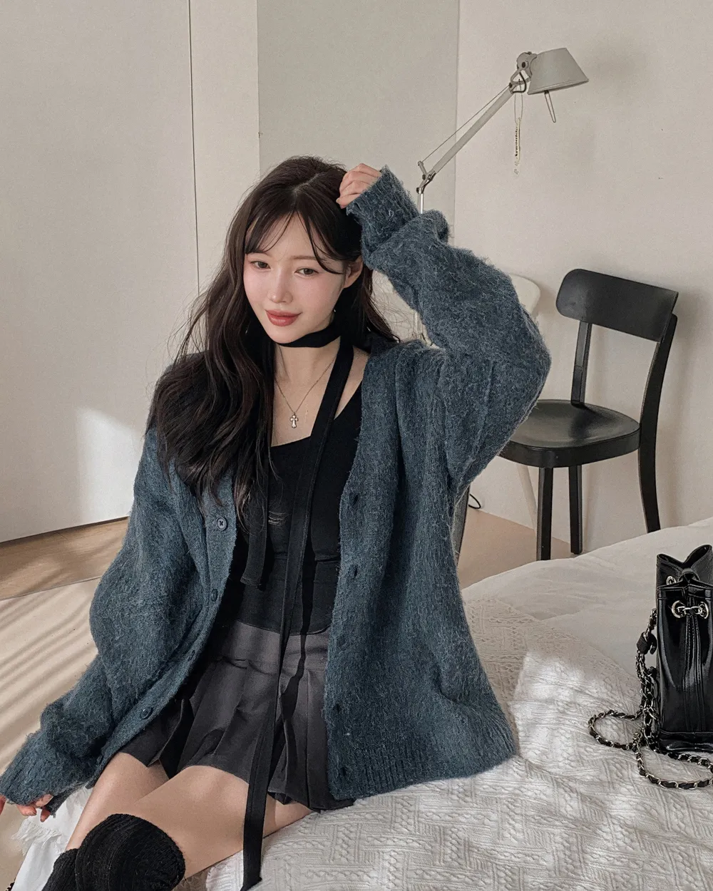 반바지 모델 착용 이미지-S2L42