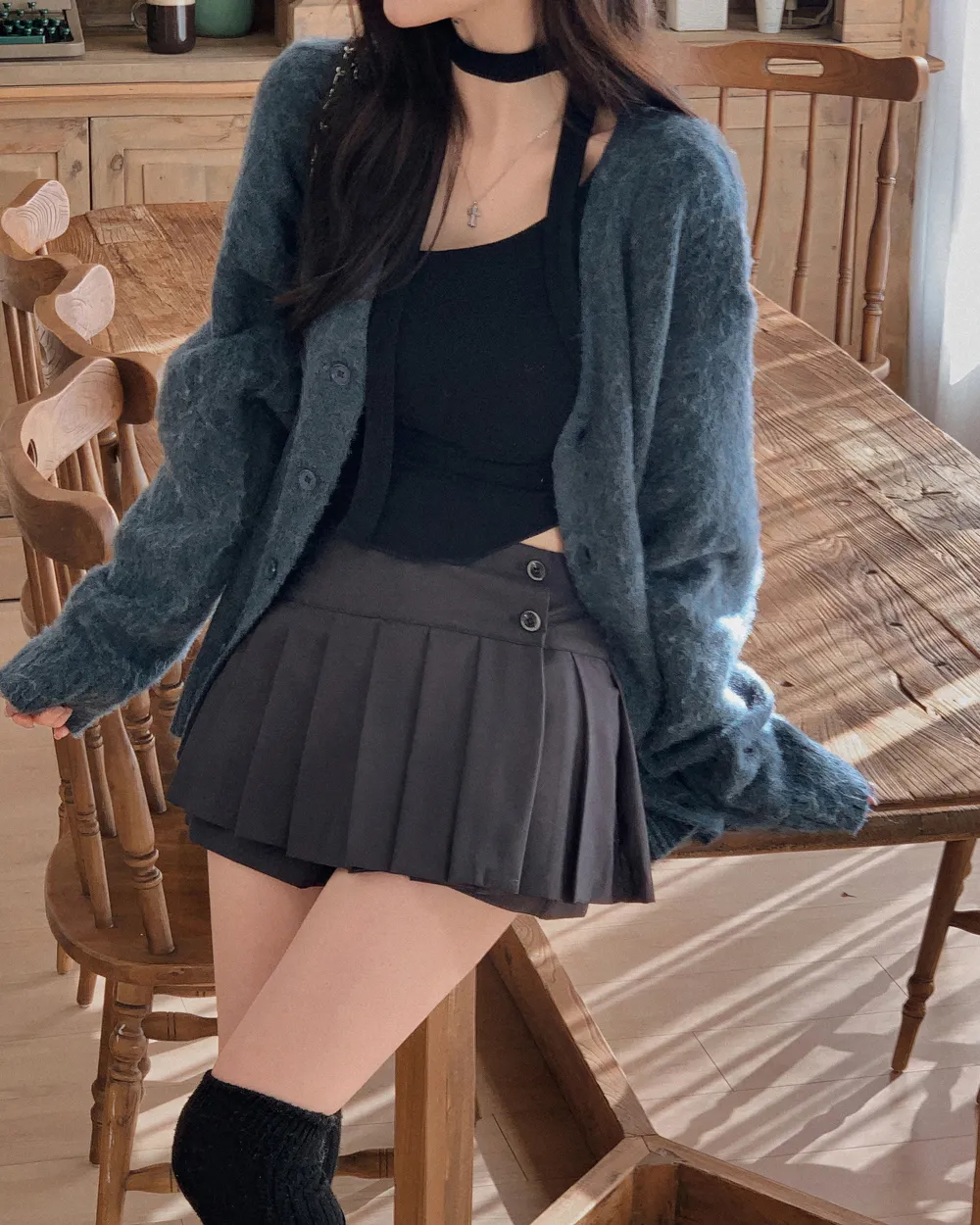 반바지 모델 착용 이미지-S2L17