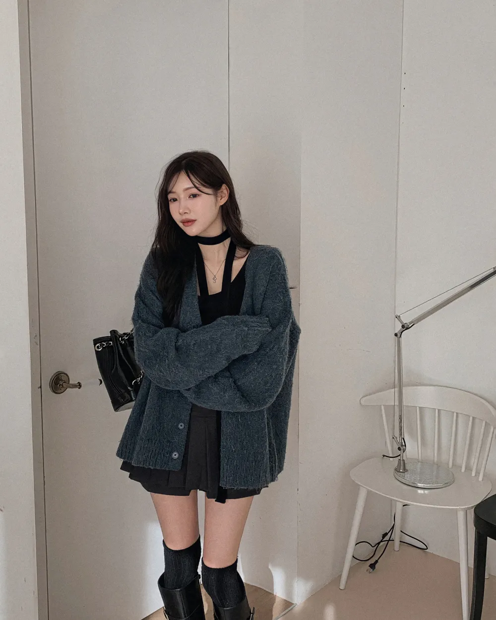 반바지 모델 착용 이미지-S2L45