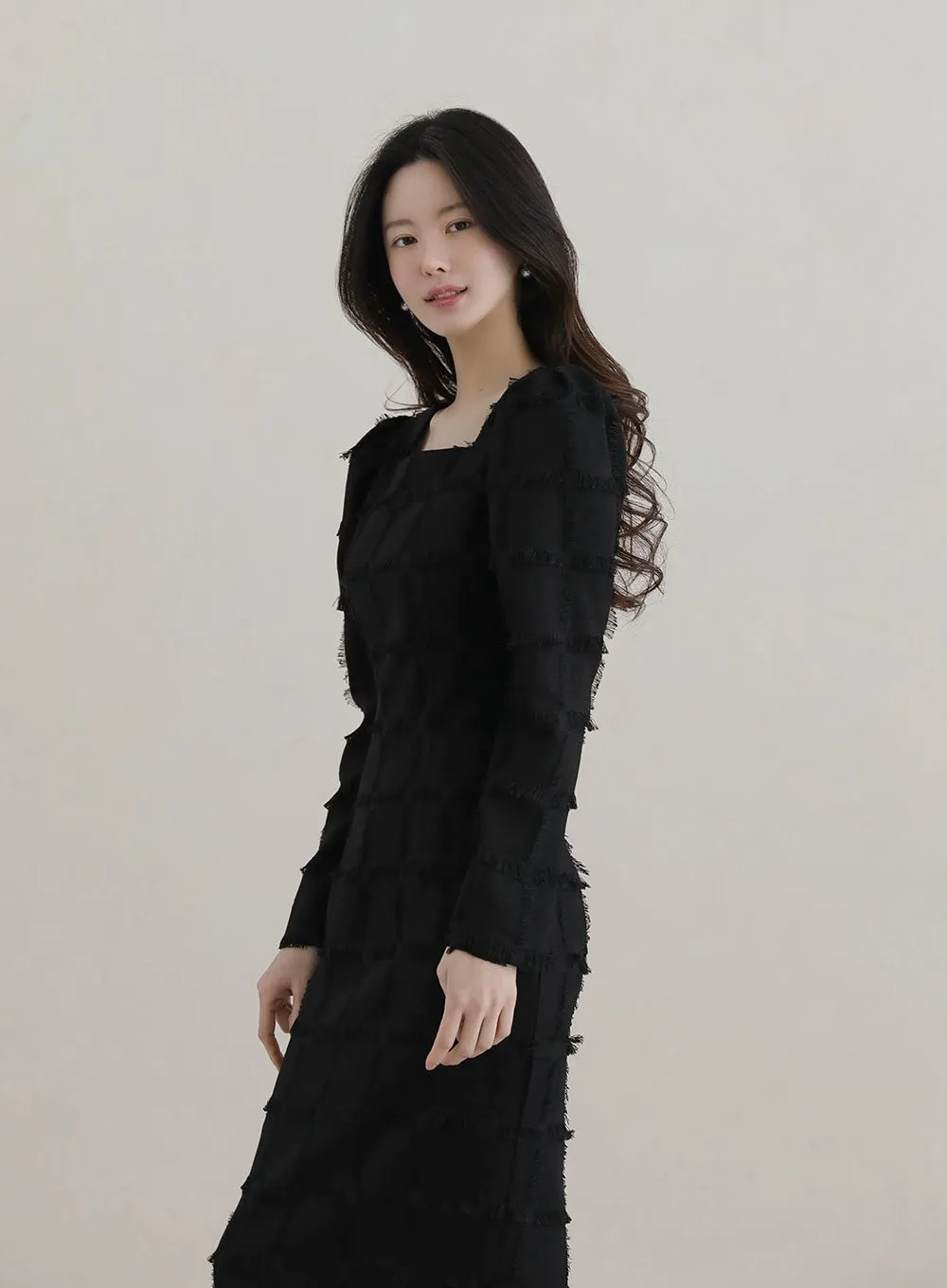 데일리 오피스룩으로 연출한 모습