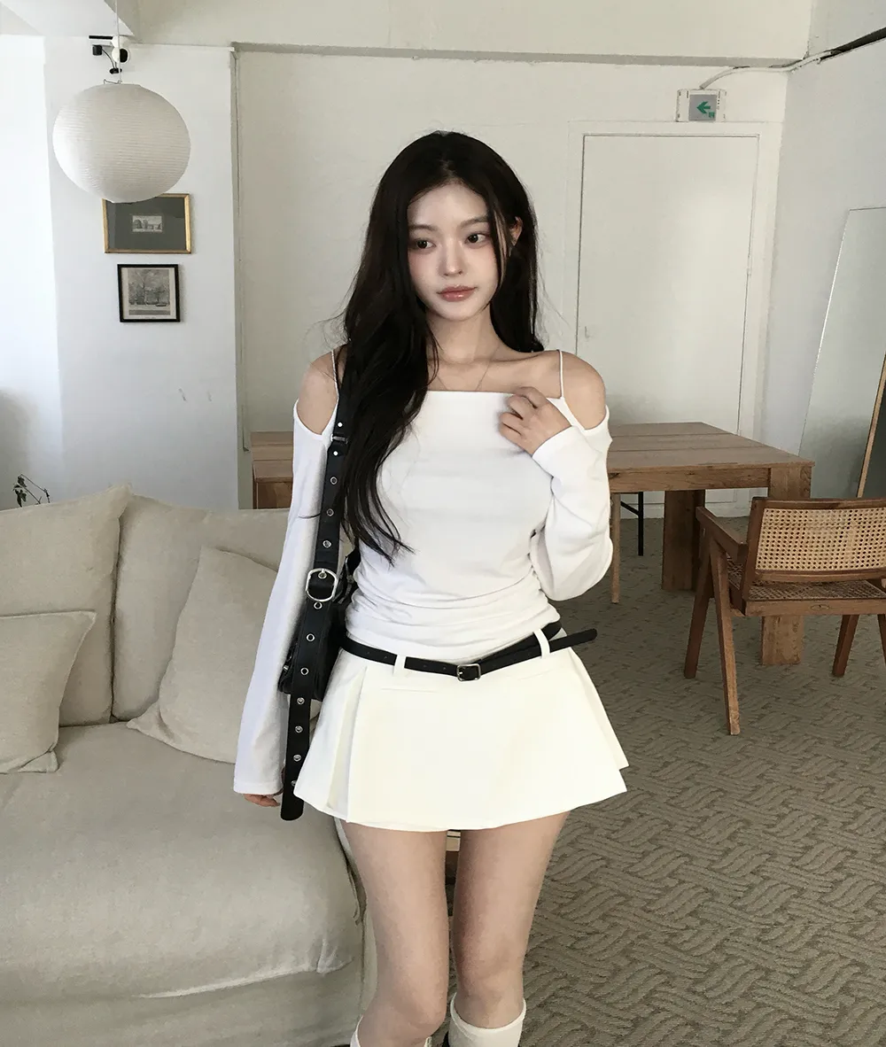 반바지 모델 착용 이미지-S4L13