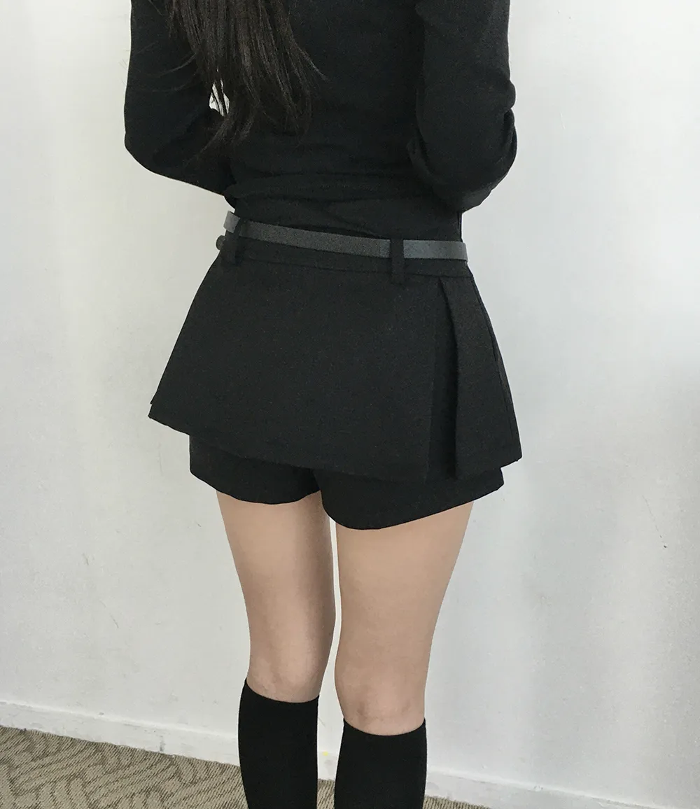 반바지 모델 착용 이미지-S4L50