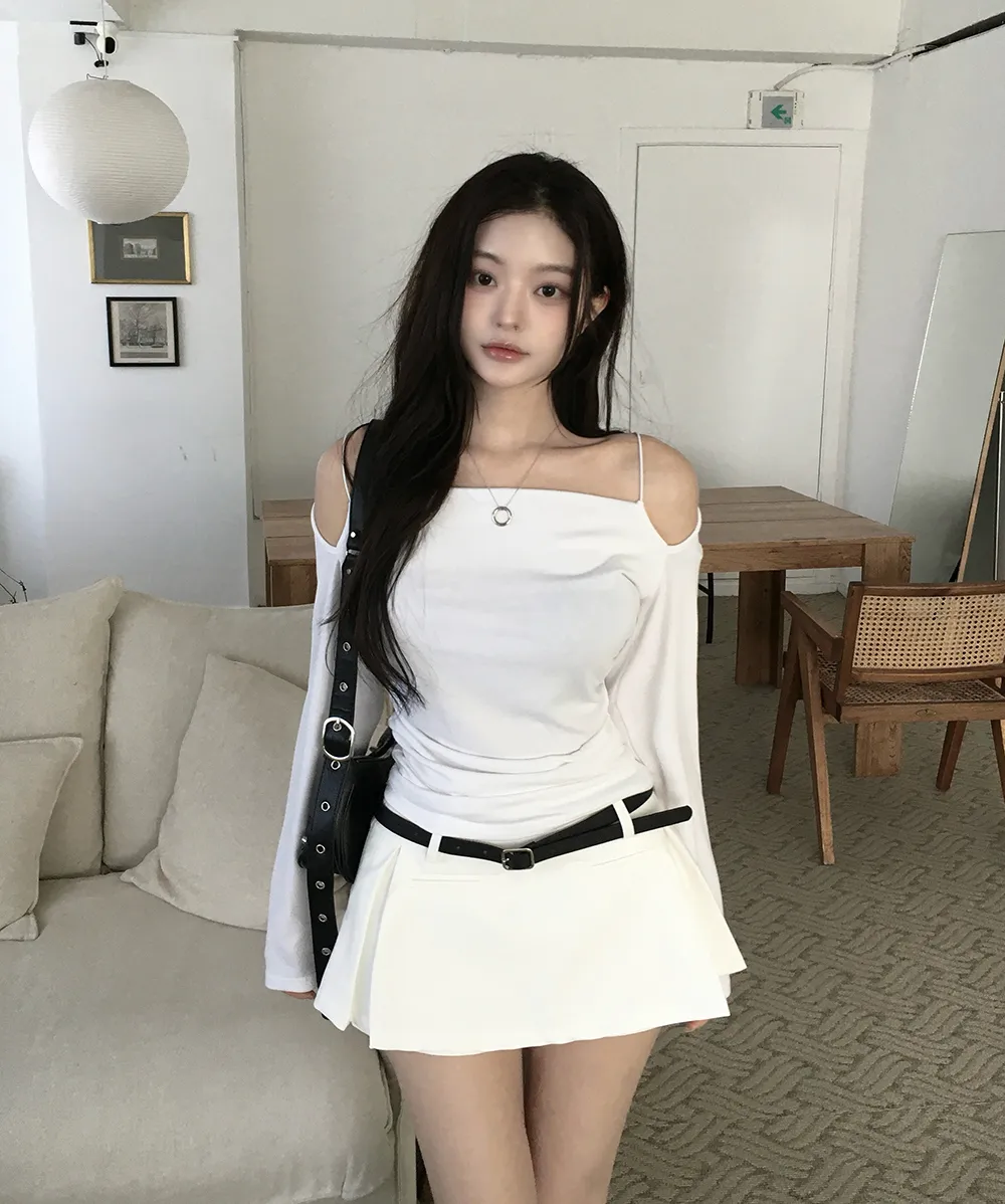 반바지 모델 착용 이미지-S4L14