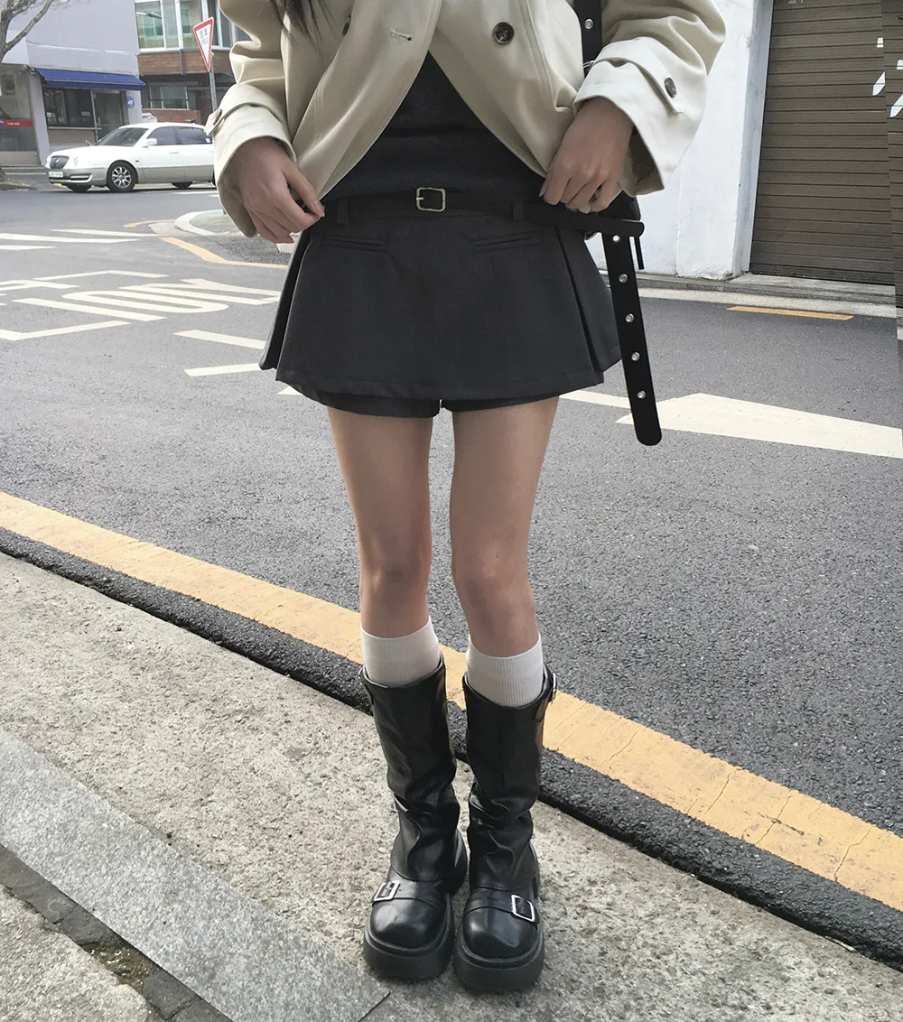 반바지 모델 착용 이미지-S4L38