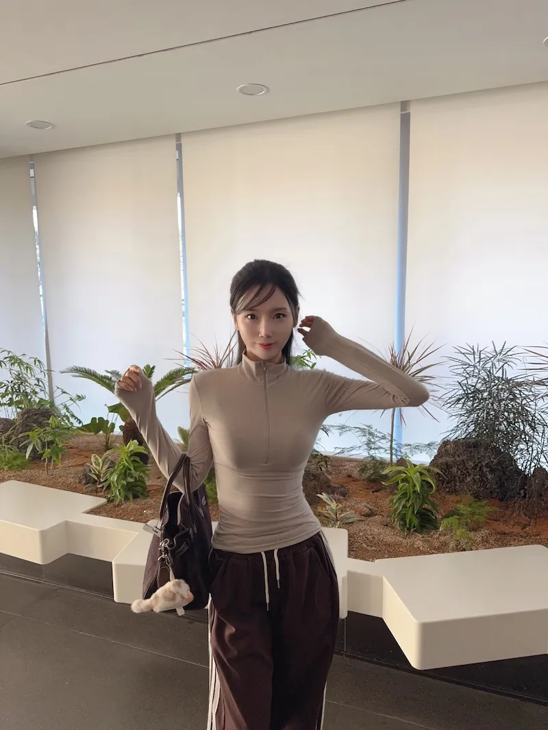 신발 모델 착용 이미지-S1L56