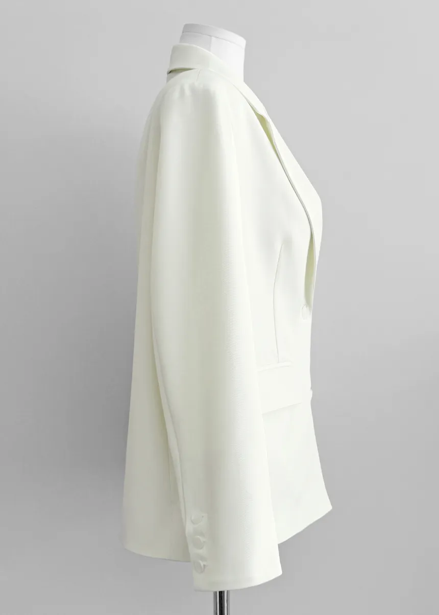 블레이저 그레이 색상 이미지-S6L6