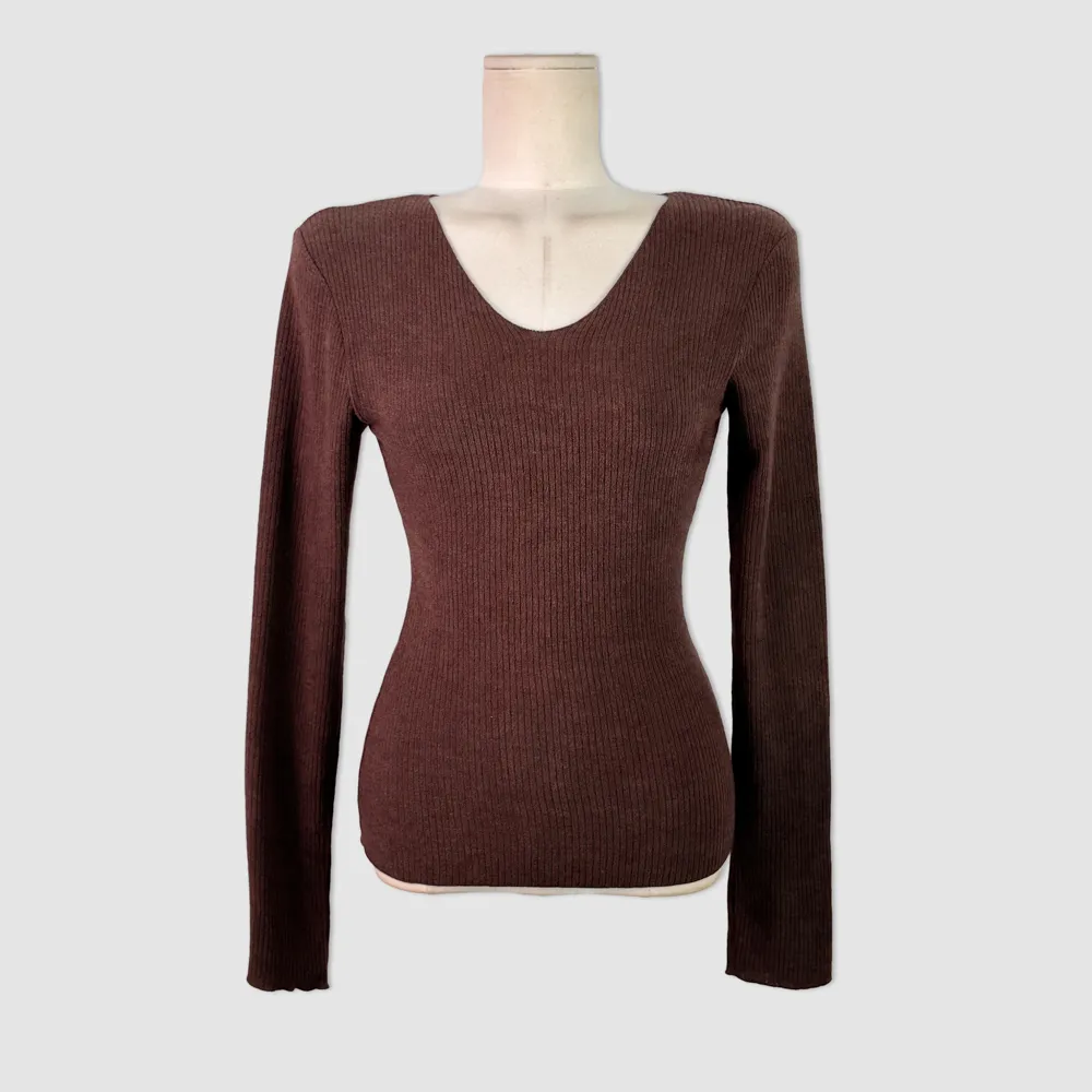 긴팔 티셔츠 버건디 색상 이미지-S1L16