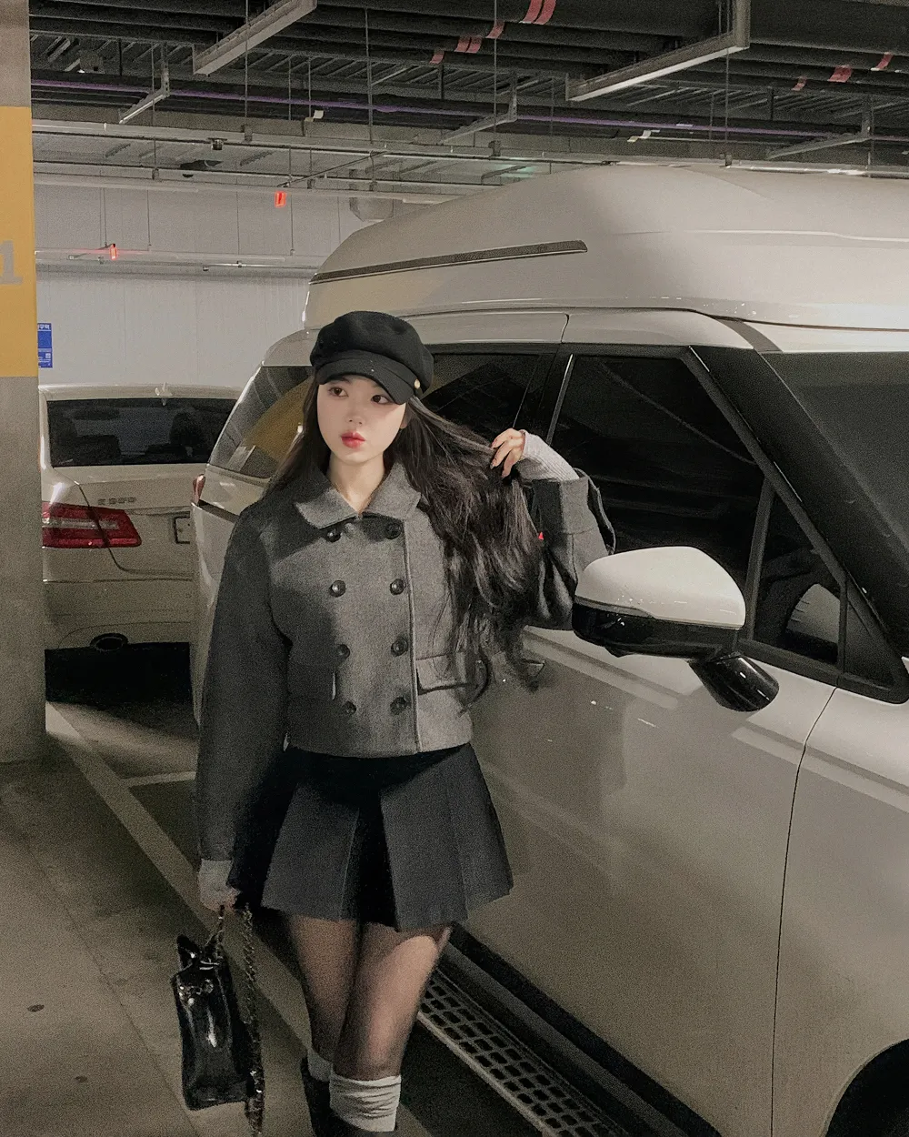 긴팔 티셔츠 모델 착용 이미지-S1L53