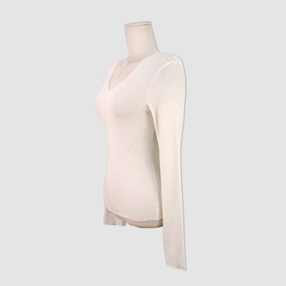 긴팔 티셔츠 크림 색상 이미지-S1L27