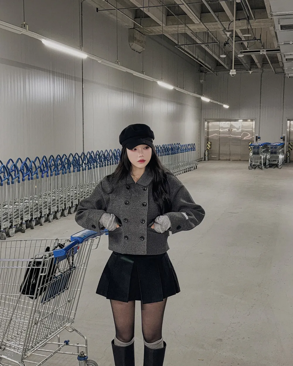 긴팔 티셔츠 모델 착용 이미지-S1L47