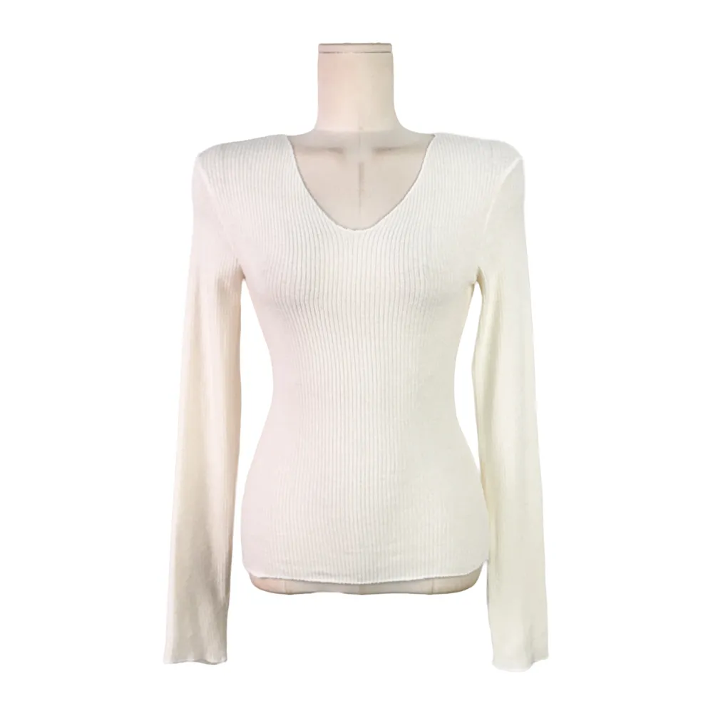 긴팔 티셔츠 화이트 색상 이미지-S1L23