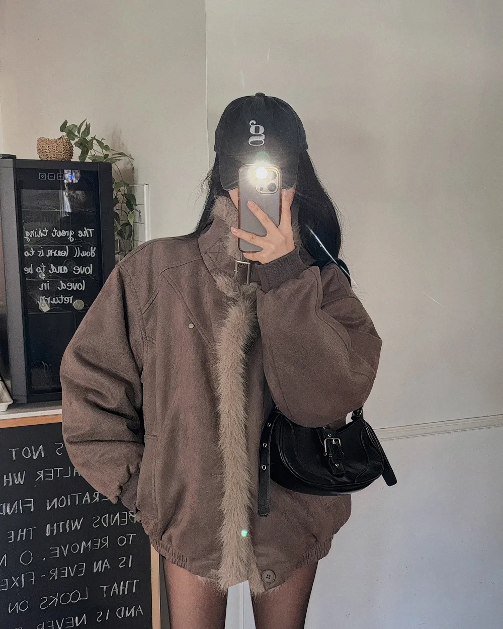 긴팔 티셔츠 모델 착용 이미지-S1L101