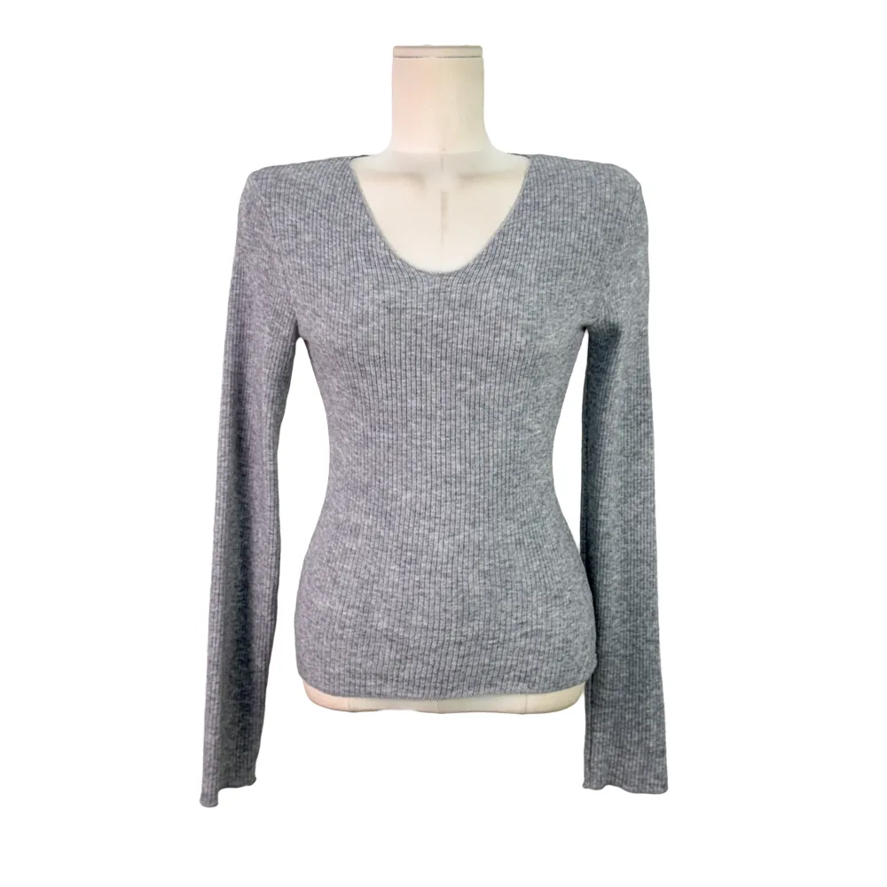 긴팔 티셔츠 그레이 색상 이미지-S1L17