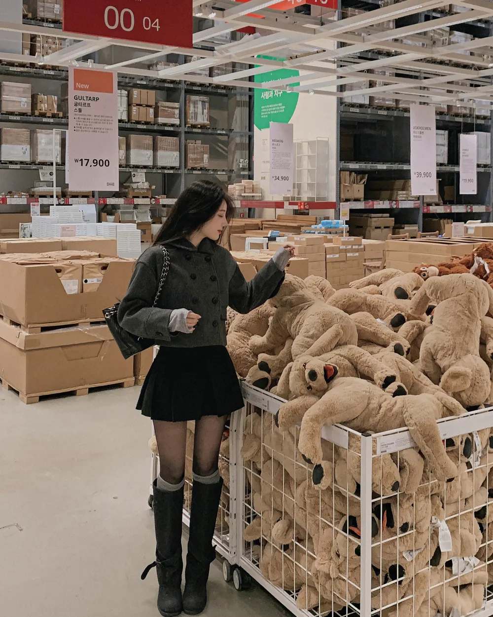 긴팔 티셔츠 모델 착용 이미지-S1L61