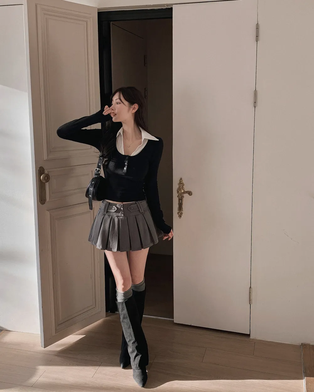 미니 스커트 모델 착용 이미지-S1L44
