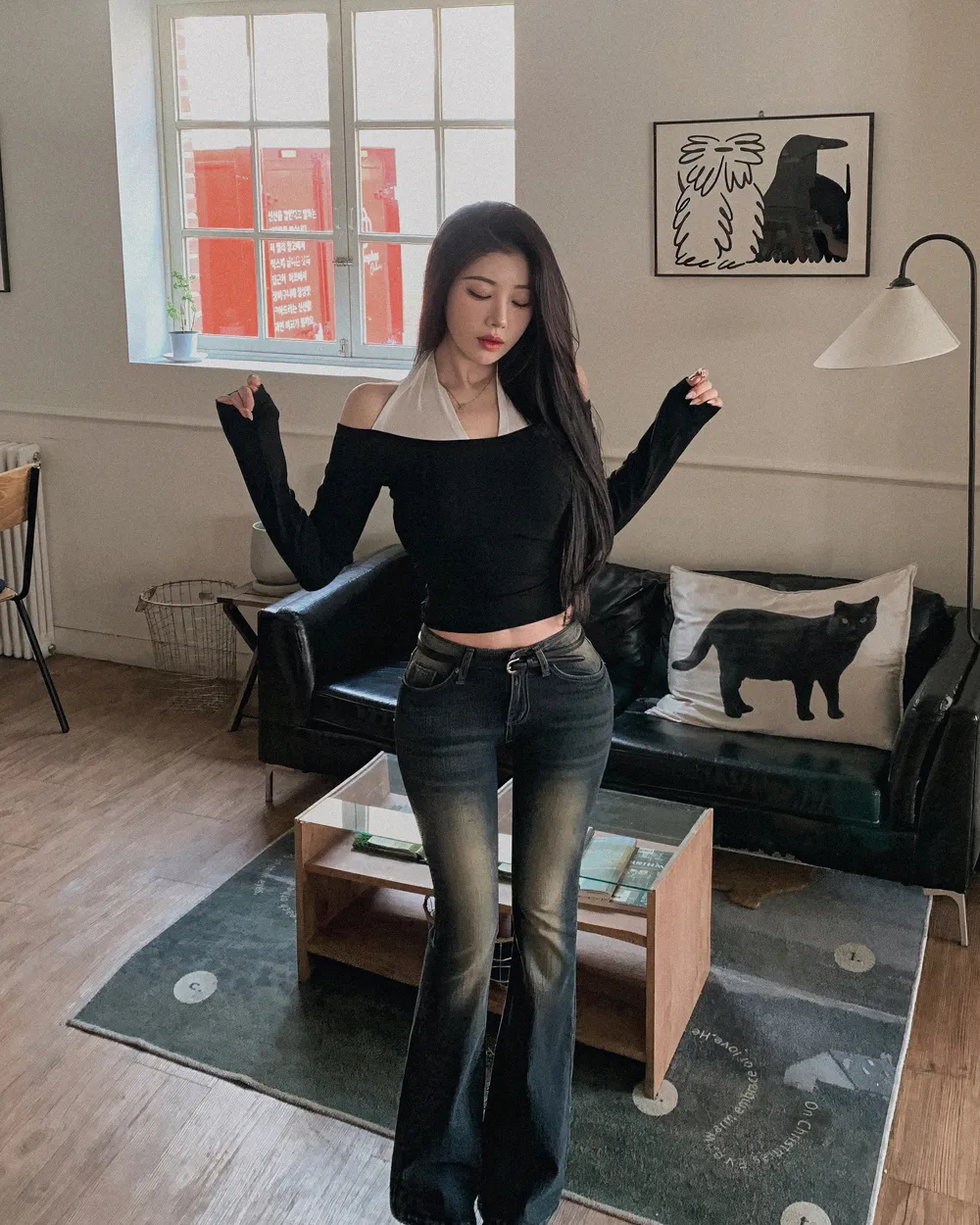 긴팔 티셔츠 모델 착용 이미지-S1L66