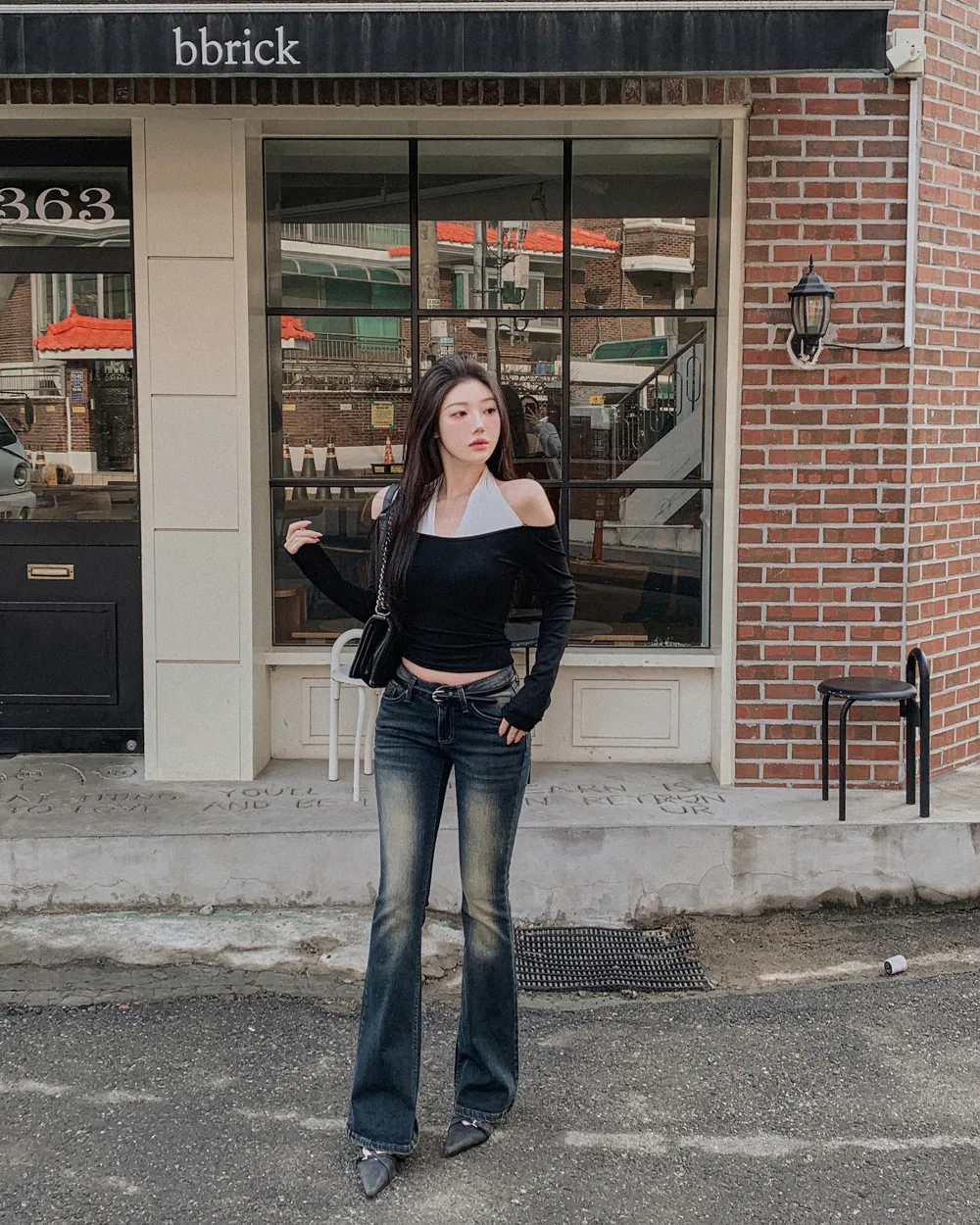 긴팔 티셔츠 모델 착용 이미지-S1L72