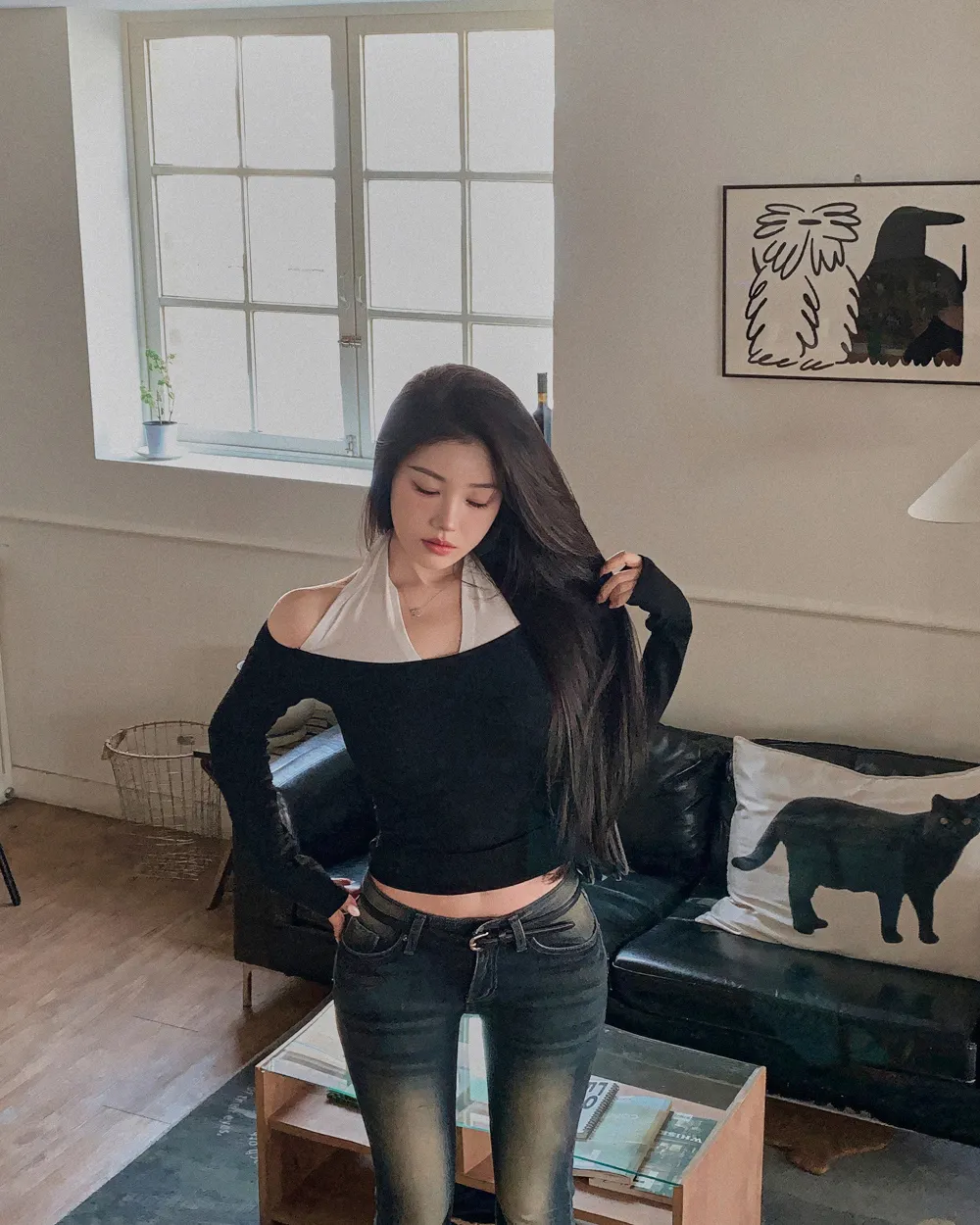 긴팔 티셔츠 모델 착용 이미지-S1L74