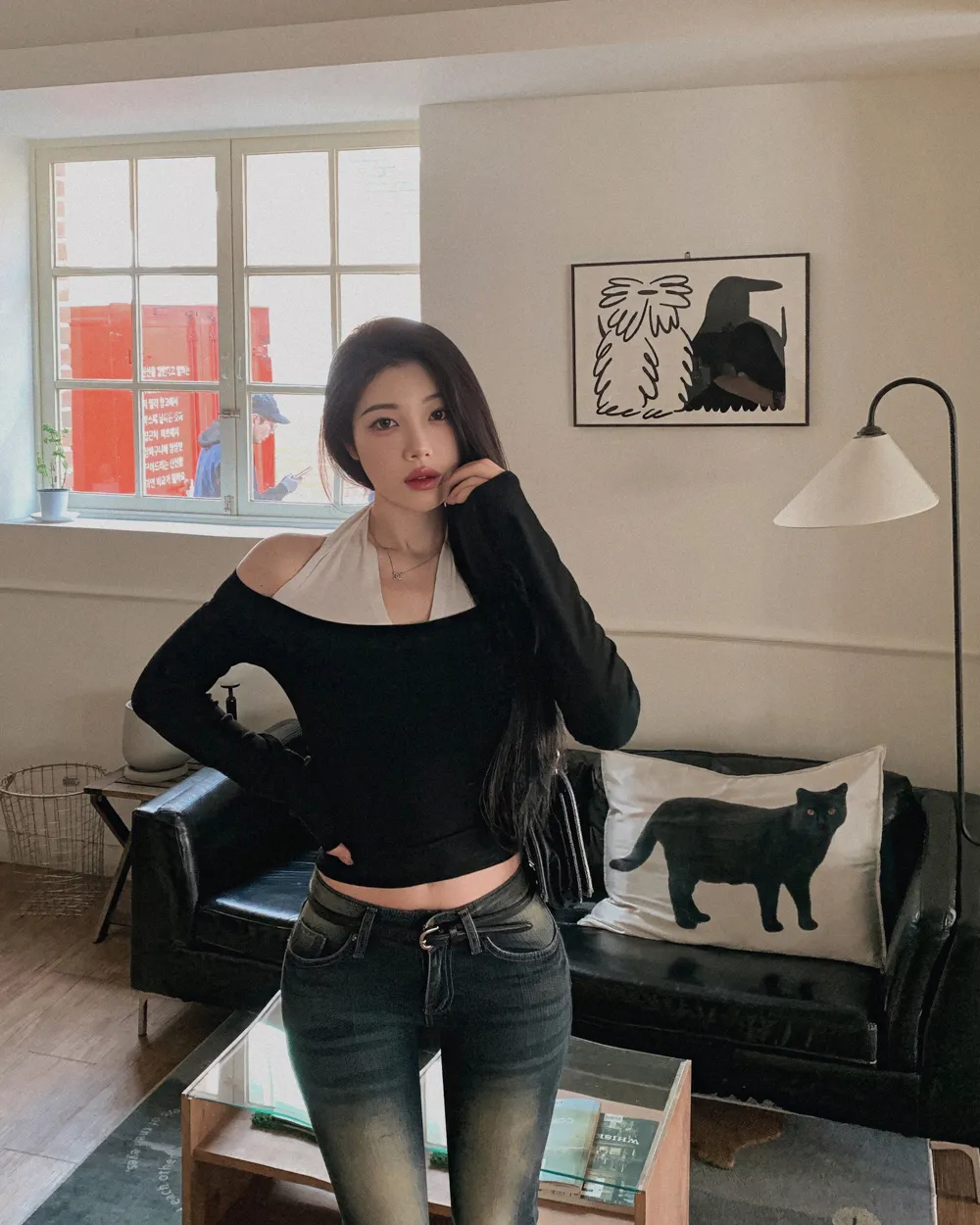 긴팔 티셔츠 모델 착용 이미지-S1L30