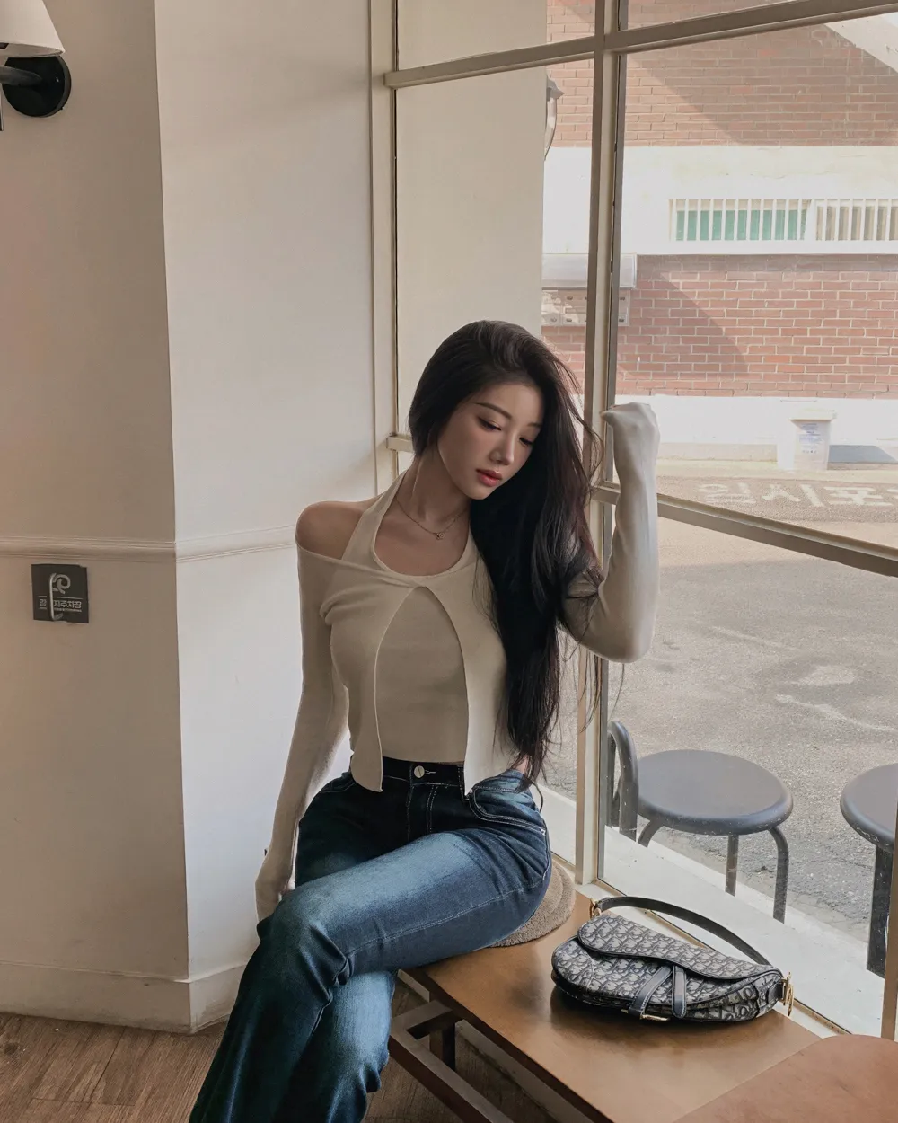 바지 모델 착용 이미지-S1L39