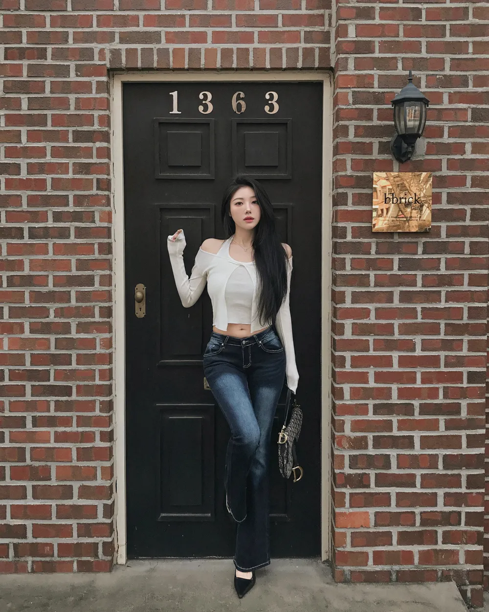 바지 모델 착용 이미지-S1L32