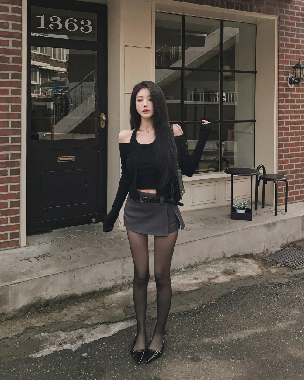 반바지 모델 착용 이미지-S1L50