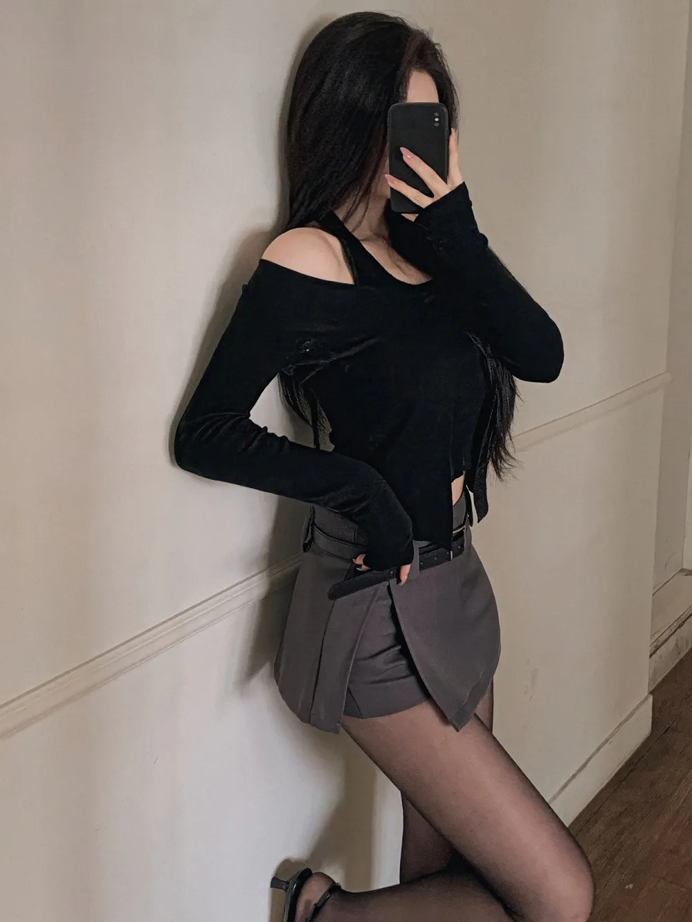 반바지 모델 착용 이미지-S1L58