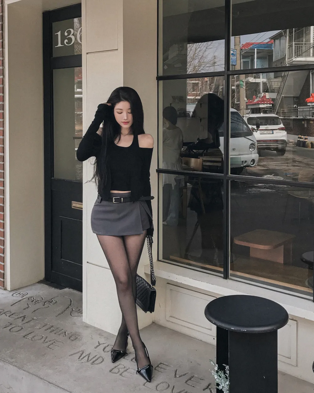 반바지 모델 착용 이미지-S1L33