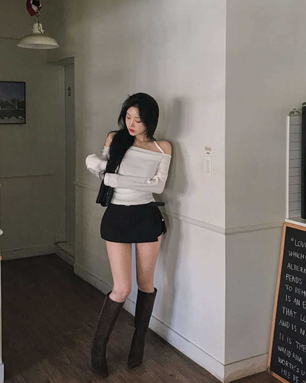 반바지 모델 착용 이미지-S1L74