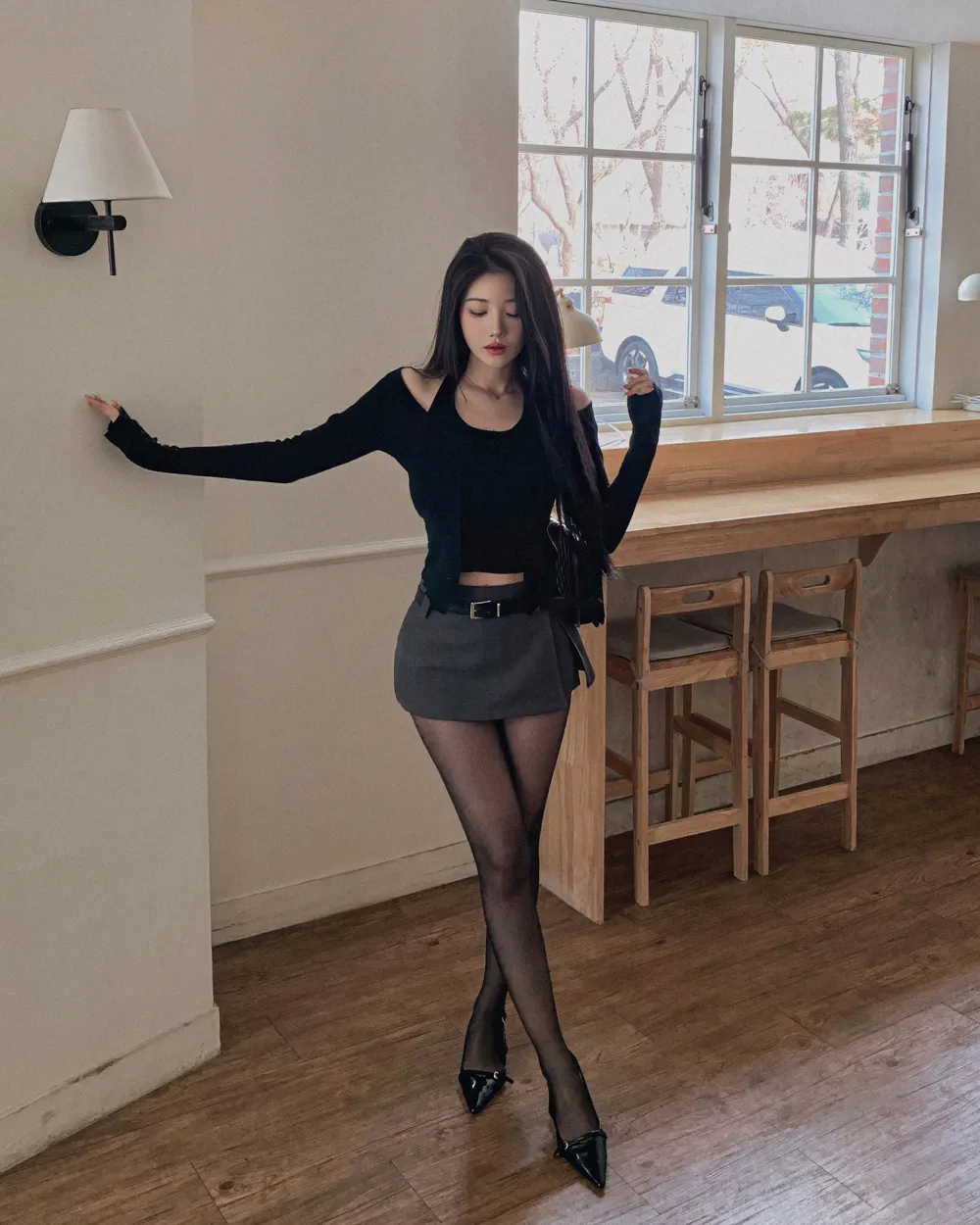 반바지 모델 착용 이미지-S1L54