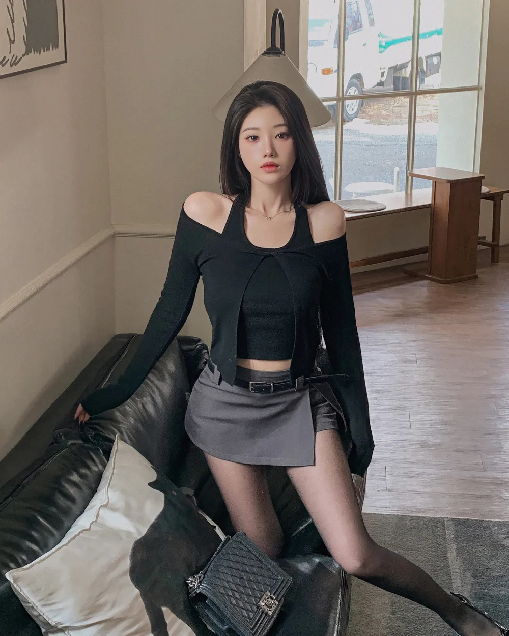 반바지 모델 착용 이미지-S1L48