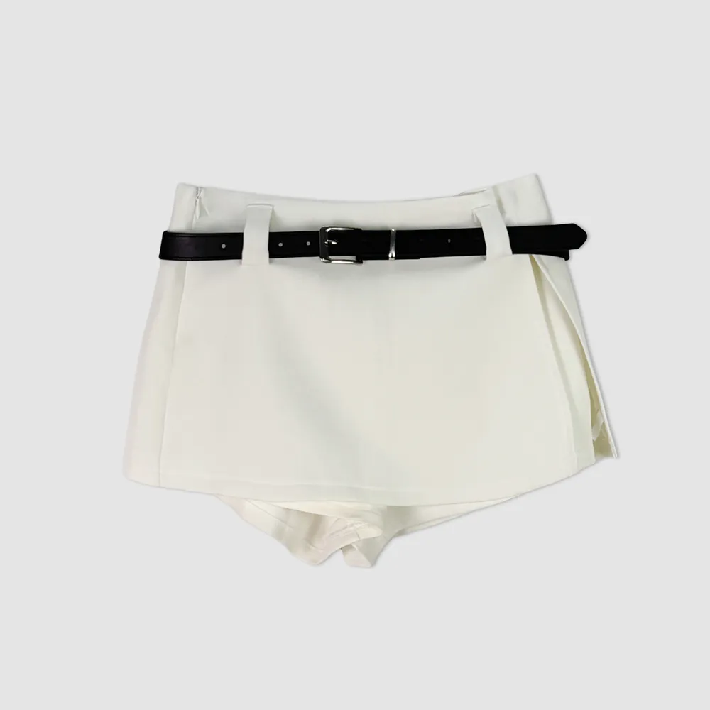 반바지 화이트 색상 이미지-S1L18