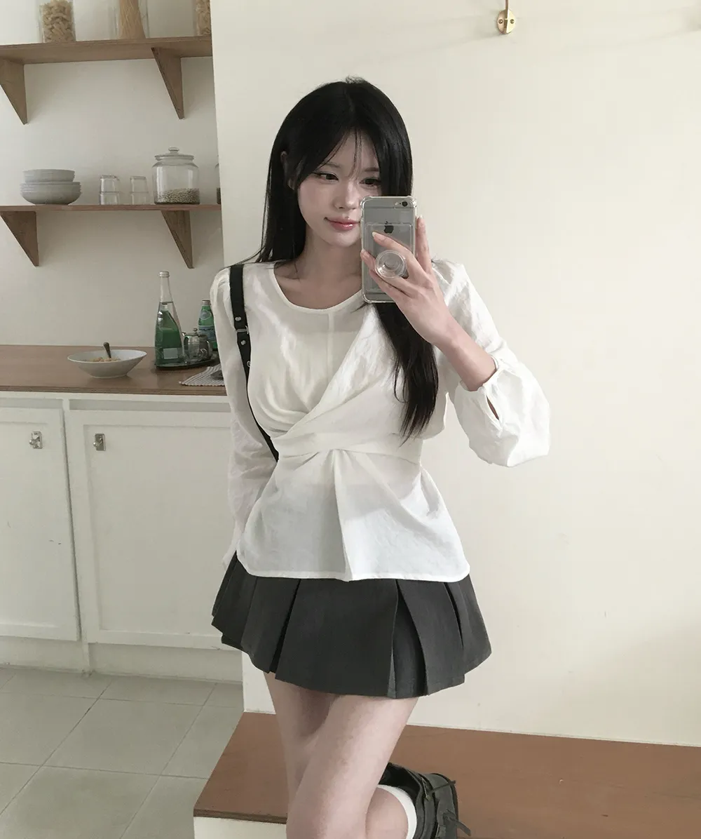 반바지 모델 착용 이미지-S3L41