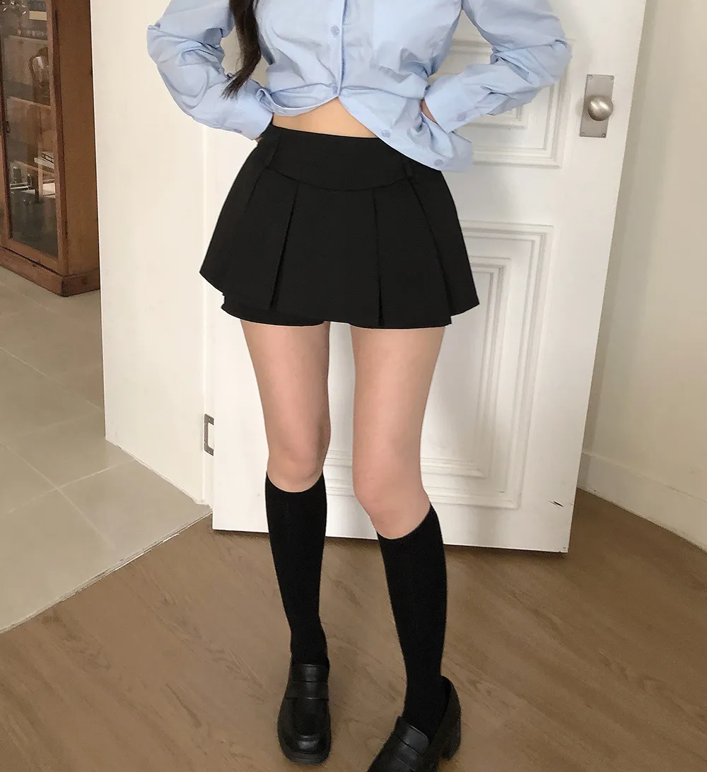 반바지 모델 착용 이미지-S3L19