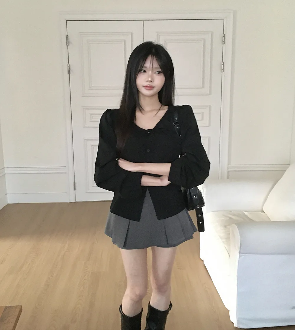 반바지 모델 착용 이미지-S3L44