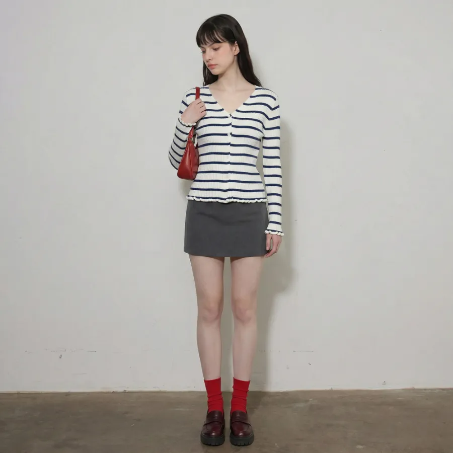 긴팔 티셔츠 모델 착용 이미지-S1L24