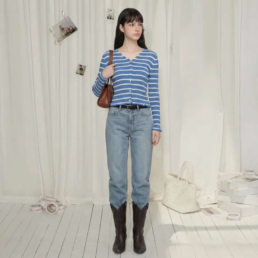 긴팔 티셔츠 모델 착용 이미지-S1L9