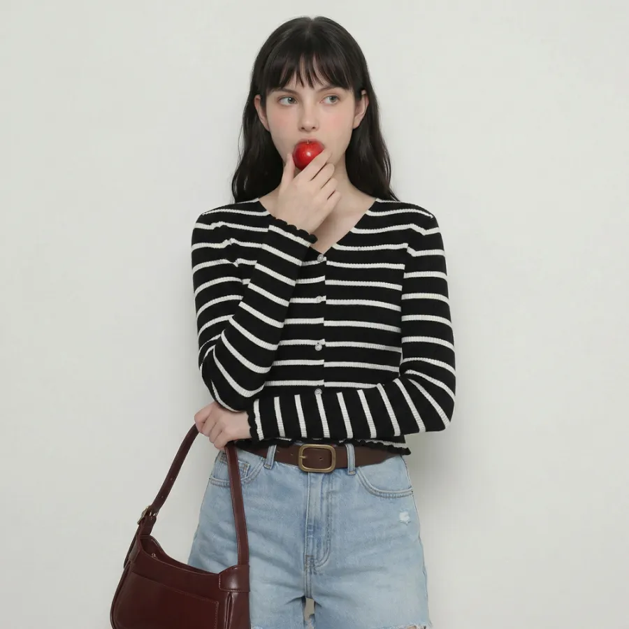 긴팔 티셔츠 모델 착용 이미지-S1L17