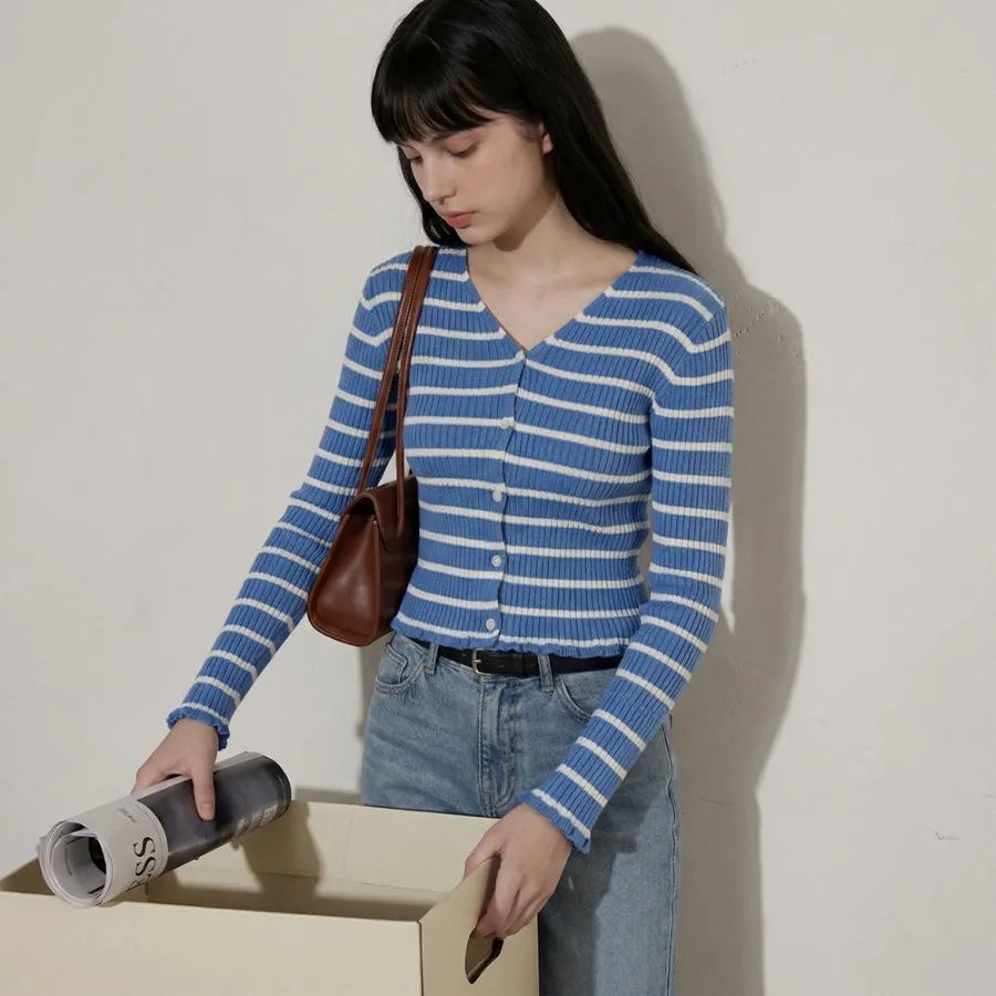 긴팔 티셔츠 모델 착용 이미지-S1L8