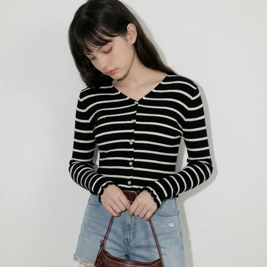 긴팔 티셔츠 모델 착용 이미지-S1L16