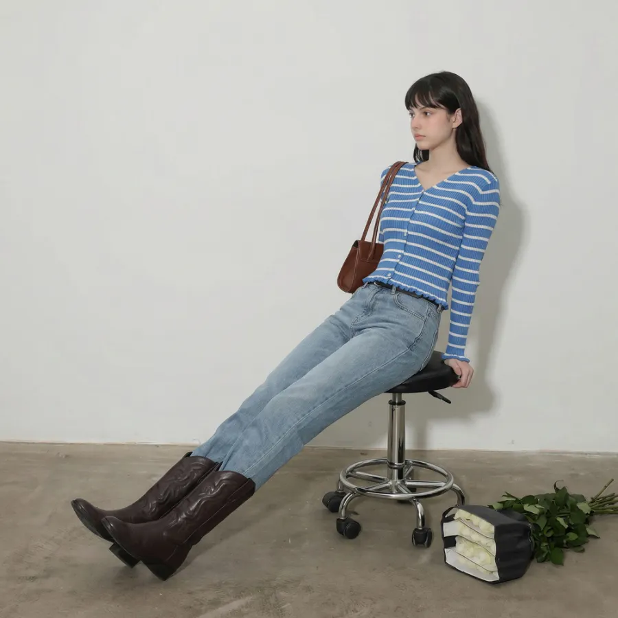 긴팔 티셔츠 모델 착용 이미지-S1L7