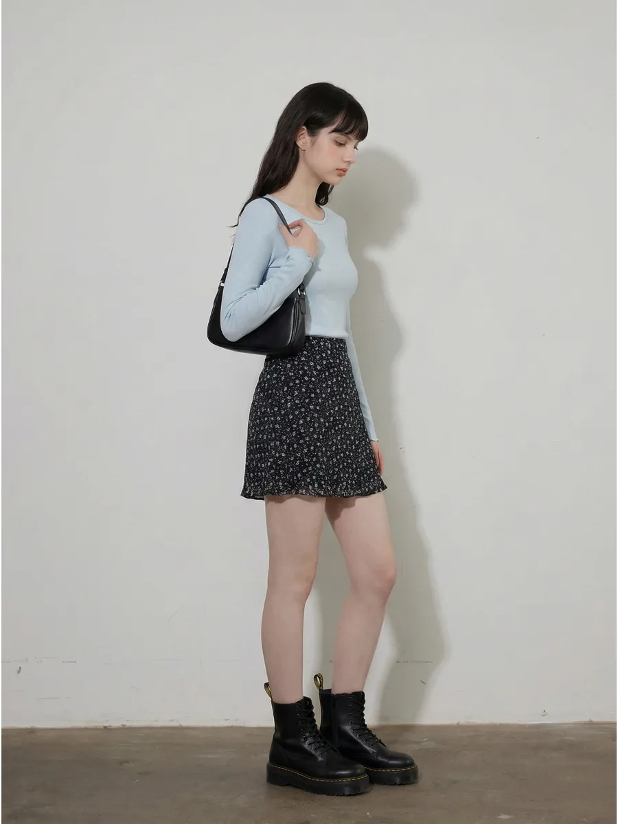 긴팔 티셔츠 모델 착용 이미지-S1L38