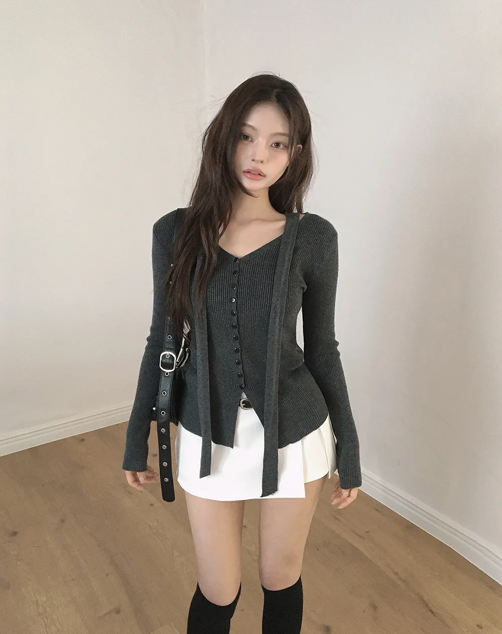 카디건 모델 착용 이미지-S2L55