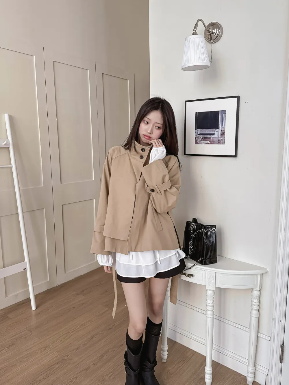 반바지 모델 착용 이미지-S2L79